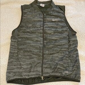 Nike Olive Green and Gray Sleeveless Running Vest